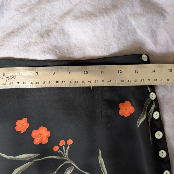 InWear skirt w/ poppy design Size UK 10/US 4-6. - Picture 6 of 10